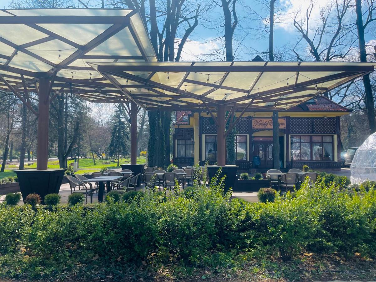 Villa Hotel Debrecen Esterno foto