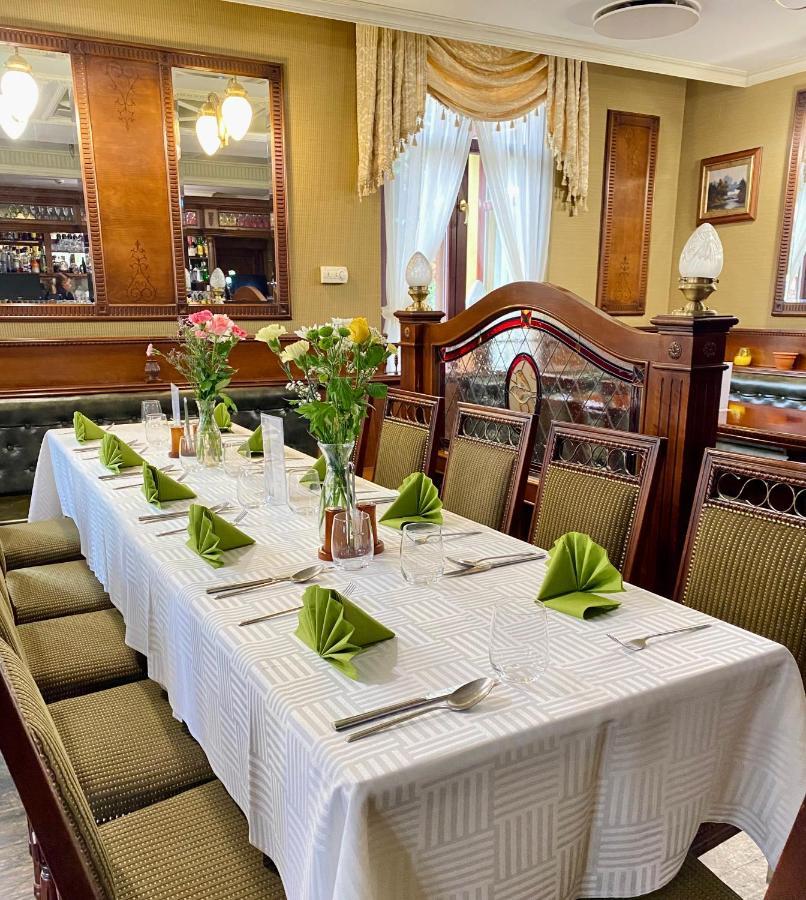 Villa Hotel Debrecen Esterno foto