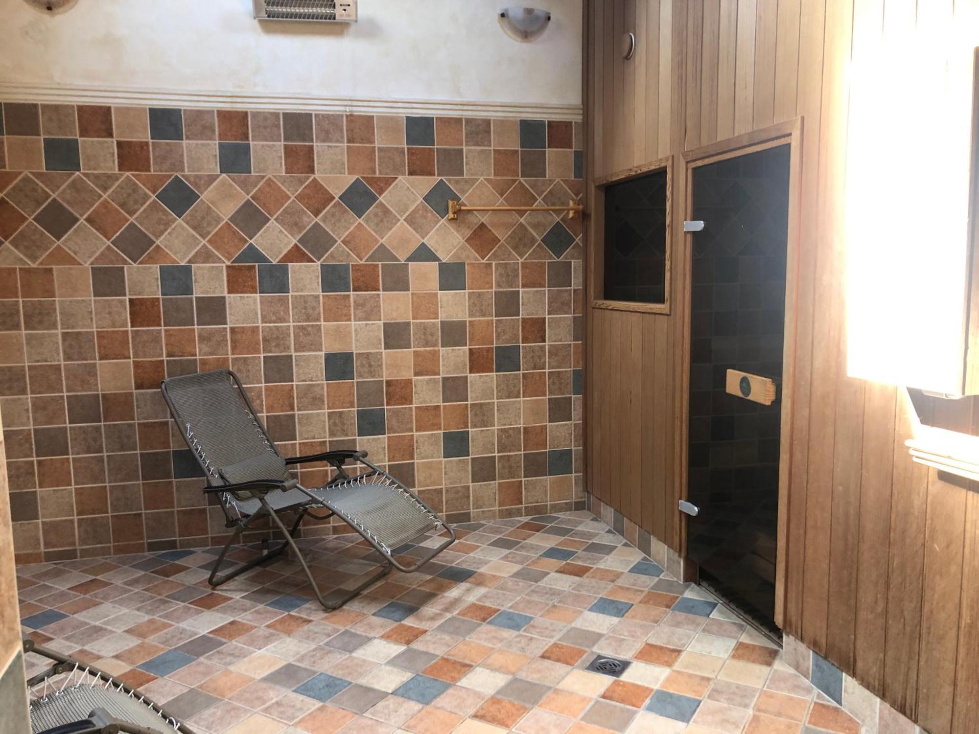 Villa Hotel Debrecen Esterno foto